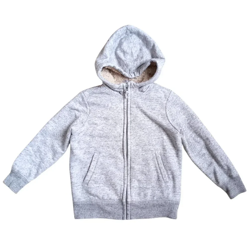 Uniqlo Kids Sherpa Lined Zip Hoodie Gray – Size 5/6 Cozy Winter Jacket